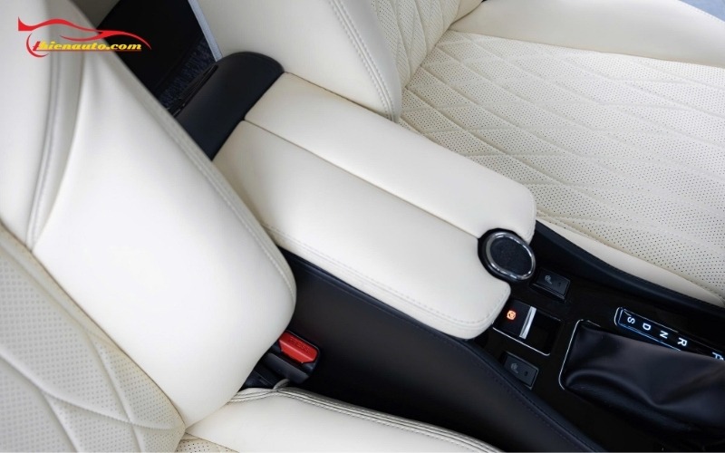 Bọc ghế da Suzuki Swift giúp tăng thẩm mỹ nội thất xe, giữ vệ sinh sạch sẽ