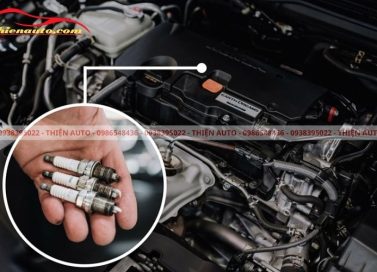 Thào lắp và thay bugi Suzuki Ertiga 2019+