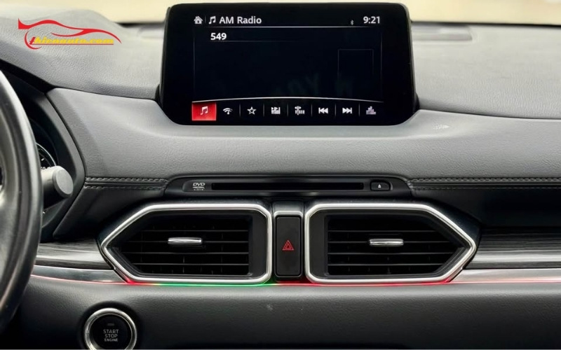 Độ đèn LED nội thất Mazda CX5 tăng thẩm mỹ nội thất xe