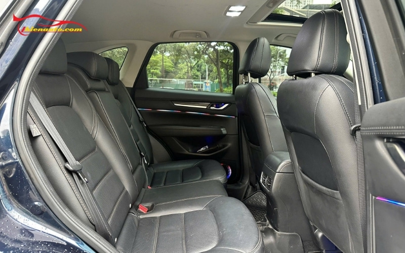 Độ đèn LED nội thất Mazda CX5 tăng thẩm mỹ nội thất xe