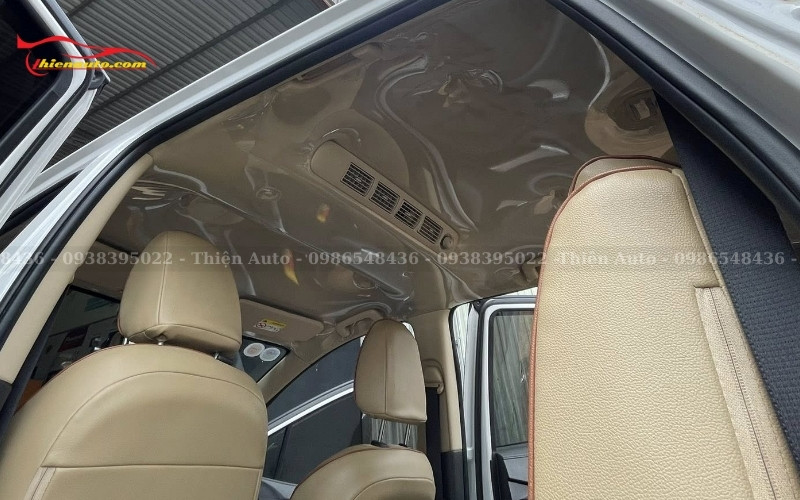 Bọc trần cho Mitsubishi Xpander bằng chất liệu nilon dễ vệ sinh lau chùi