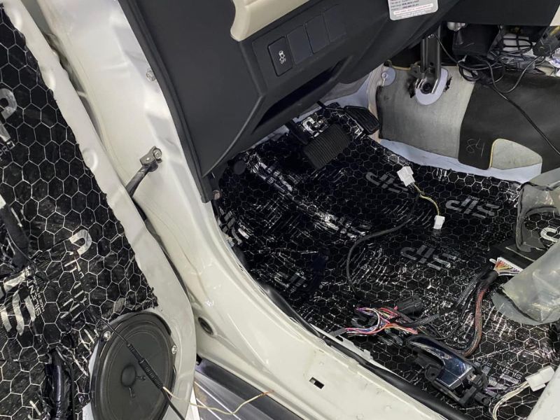 Cách âm chống ồn Mitsubishi Xpander