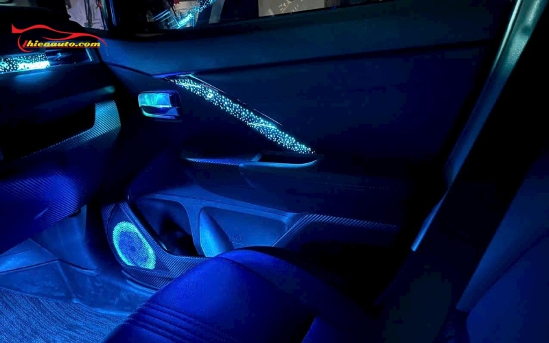 Đèn LED nội thất Mitsubishi Xpander mẫu V2, V3