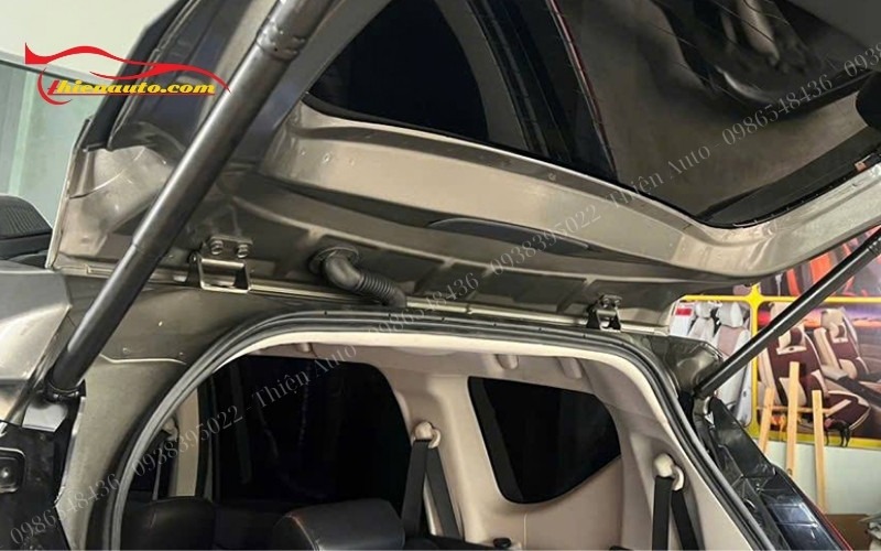 Độ cốp điện Mitsubishi Xpander được tích hợp cảm biến chống kẹt thông minh