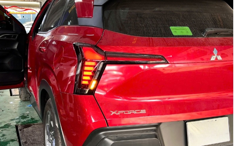 Mức giá chi phí lắp đặt mạch chuyển xi nhan Mitsubishi Xforce