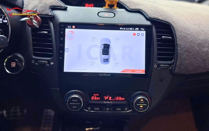 Hình ảnh thực tế lắp cảm biến áp suất lốp Kia Cerato tại Thiện Auto
