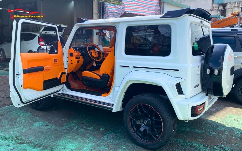 Mẫu Suzuki Jimny Độ Brabus đẹp tại Thiện Auto