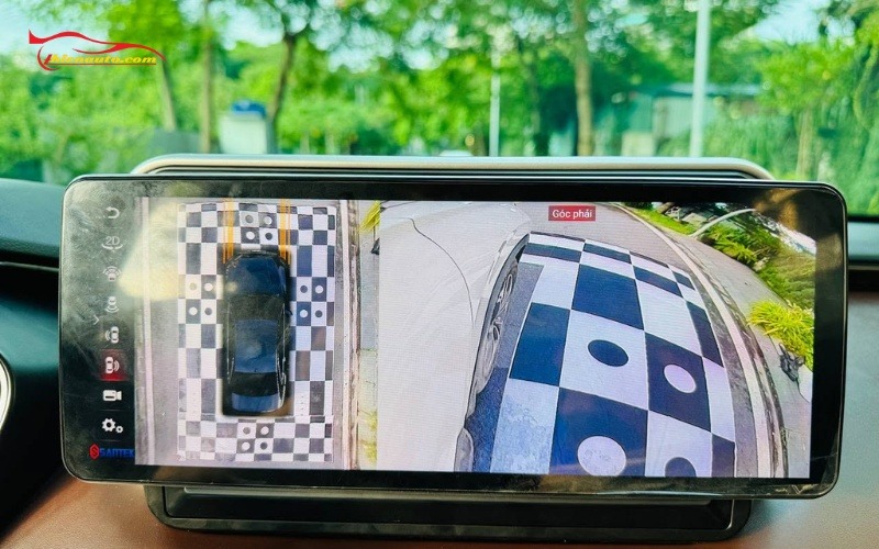 Màn hình Santek ST900 360 12.3 inch Hình ảnh lắp đặt màn hình Santek ST900 360 thực tế