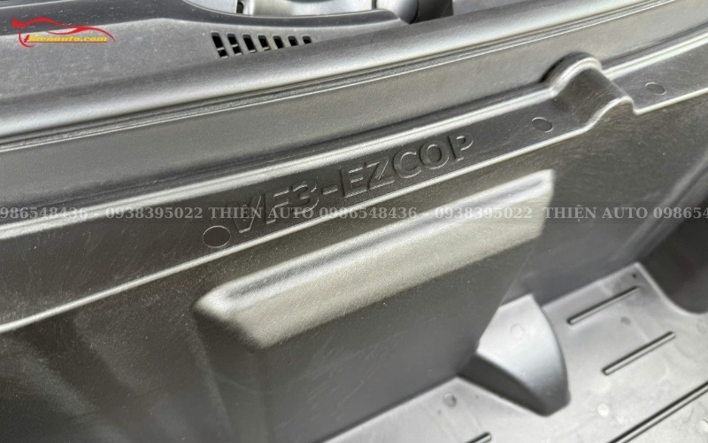Cốp trước EZCOP VF3 mở cơ được thiết kế chuẩn theo form xe VF3