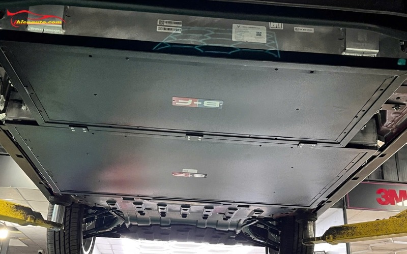 Tấm ốp bảo vệ pin VinFast VF5 Tấm ốp bảo vệ pin VinFast VF5 B-Factory