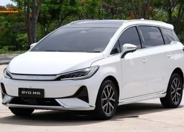 Tổng hợp đồ chơi phụ kiện BYD M6 mới mua đáng cân nhắc