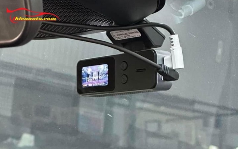 Lắp camera hành trình Suzuki Fronx giá bao nhiêu?