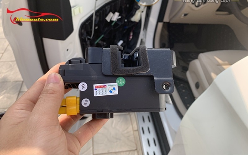 Độ cửa hít VinFast VF5 tại Hồ Chí Minh giá bao nhiêu?