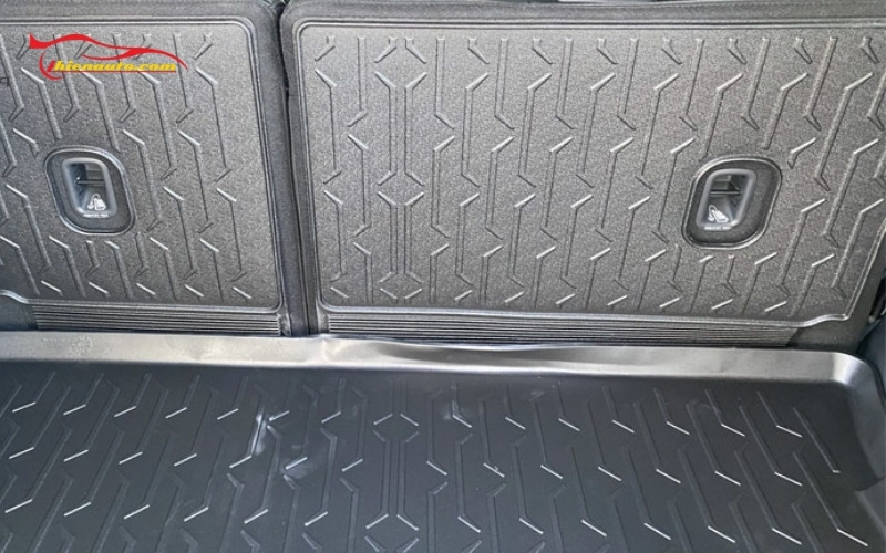 Lắp thảm lót cốp Suzuki Fronx mang lại nhiều lợi ích