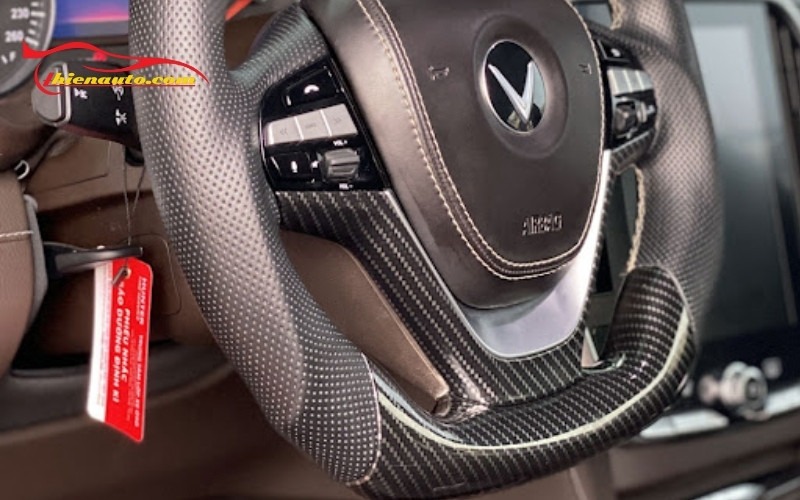 Lợi ích nổi bật của bọc vô lăng carbon VF6