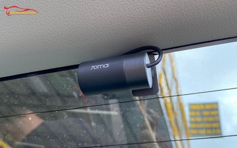 Cách lắp camera hành trình trước và sau