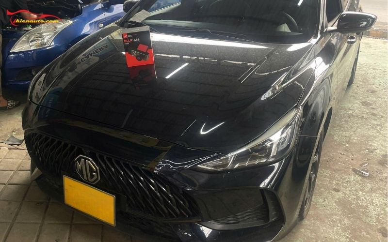 MG5 lắp camera hành trình Ellicam A620