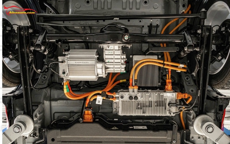 Tấm bảo vệ motor VF3 Lắp tấm bảo vệ mô tơ VF3 giúp bảo vệ mô tơ khỏi đá văng, gây hư hại giữ tuổi thọ