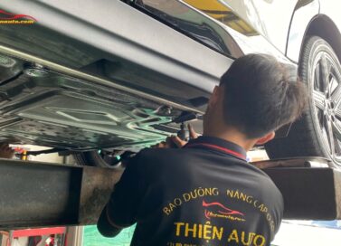 Tấm ốp bảo vệ pin VF7