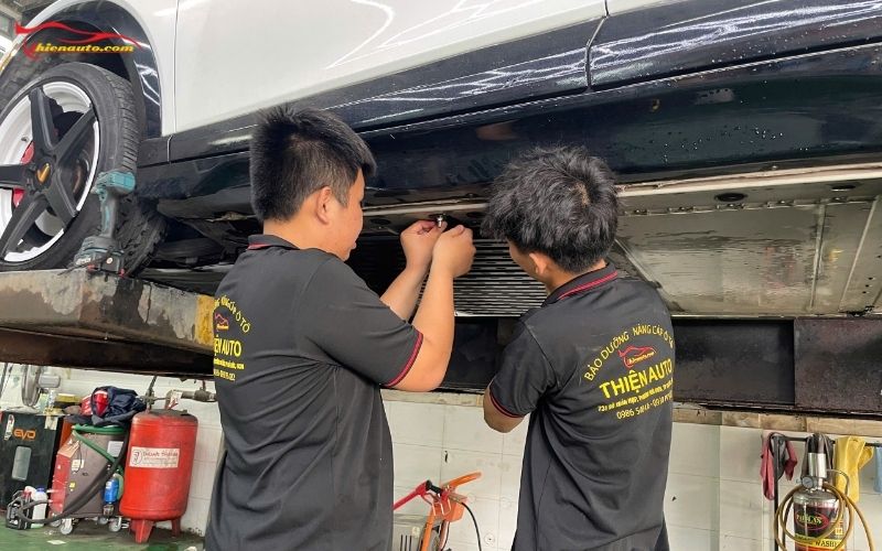 Giáp gầm/Tấm ốp bảo vệ pin VinFast VF6