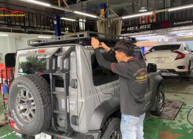 Lắp đặt giá nóc Suzuki Jimny tại Thiện Auto