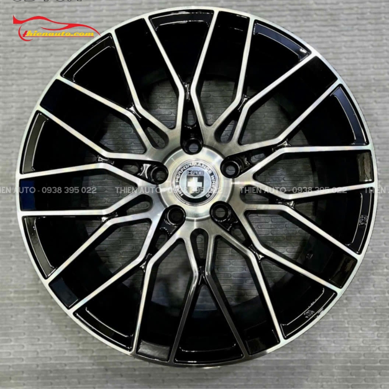 Độ mâm Vinfast Limo Green 5811 18x8J ET 40 5x 114.3 CB 73.1