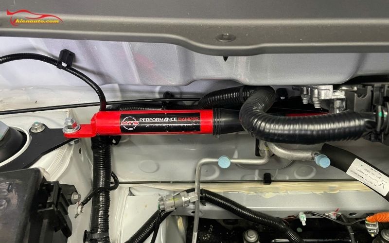 Bộ lò xo và thanh giảm chấn VF3