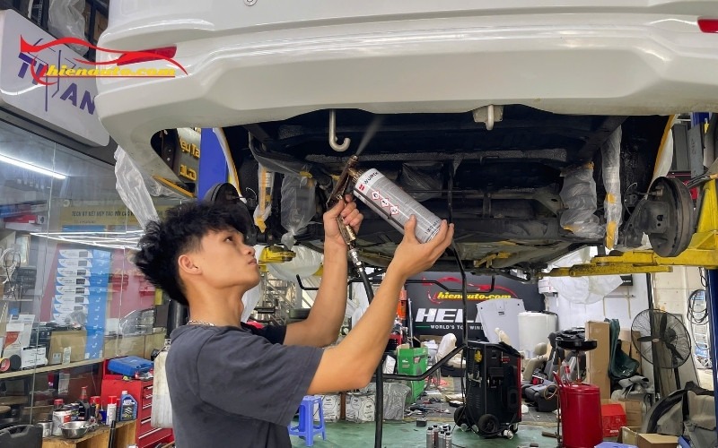 Phủ gầm Suzuki Swift