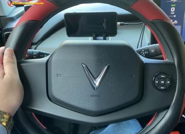 Bọc vô lăng Sparco Vinfast Minio Green tại Thiện Auto chuyên nghiệp