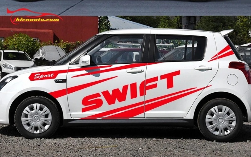 Hình ảnh thực tế mẫu dán decal Suzuki Swift được nhiều chủ xe yêu thích