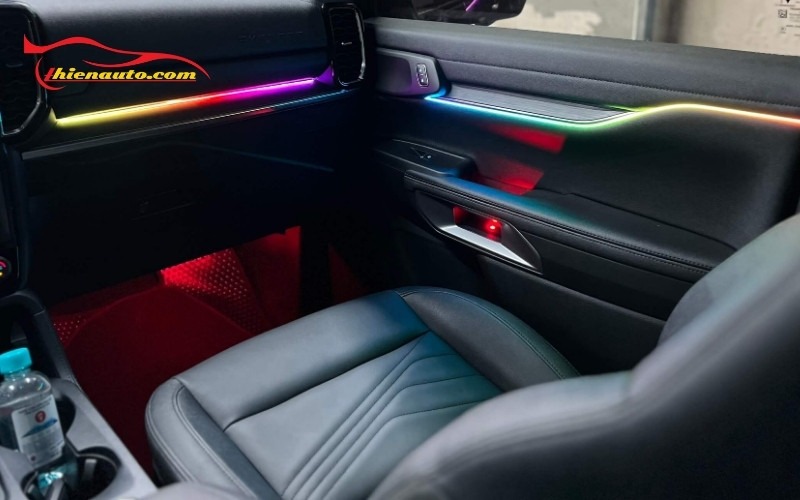 Hình ảnh nổi bật khi độ đèn LED gầm ghế VinFast Nerio Green
