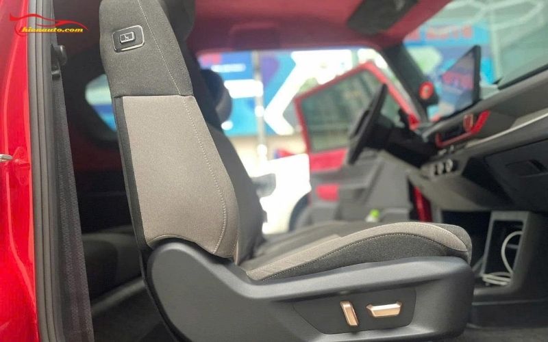 Độ ghế chỉnh điện VinFast Limo Green 8 hướng kèm nhớ ghế hiện đại