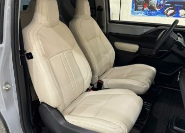 Độ ghế chỉnh điện VinFast Minio Green