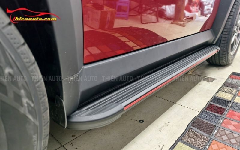 Bệ bước chân Minio Green chất liệu cao cấp, bền bỉ