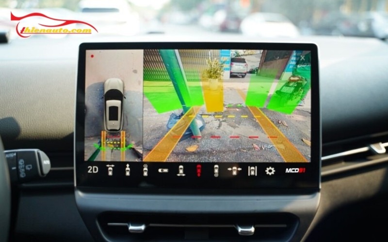 Hình ảnh thực tế lắp camera 360 cho VF7 tại gara