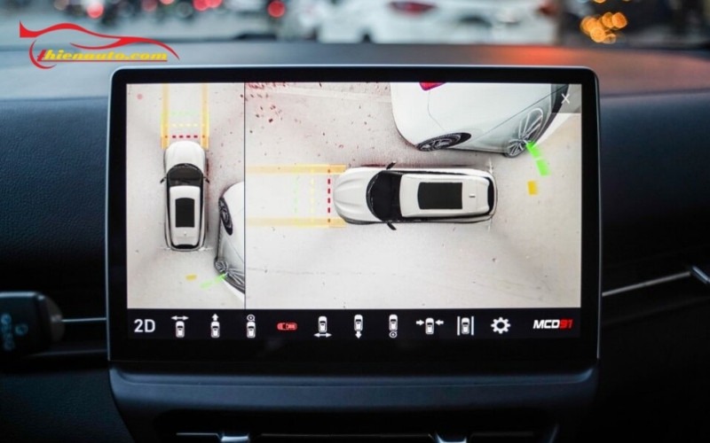 Camera 360 VF7 thao tác cảm ứng trực tiếp trên màn hình zin