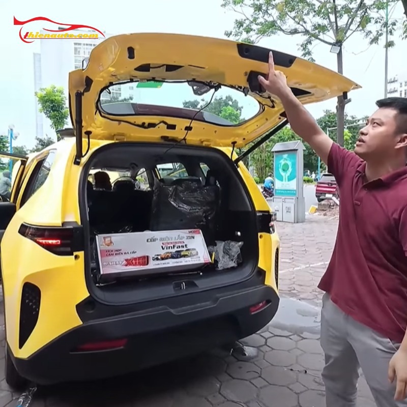 Độ cốp điện Vinfast Limo Green có mất bảo hành không? Hoàn toàn không