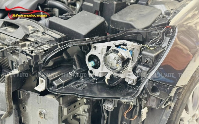 Độ đèn Mazda 2 giúp tiết kiệm năng lượng tiêu thụĐộ đèn Mazda 2 giúp tiết kiệm năng lượng tiêu thụ