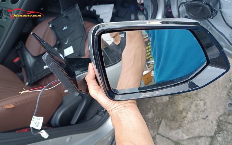 Gập gương Vinfast Limo Green xương zin , không đục cắt