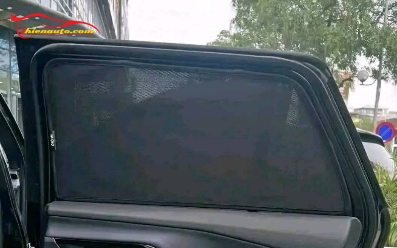 Giá rèm che nắng nam châm Limo Green từ 400.000 - 600.000 VNĐ