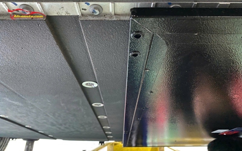Lắp tấm bảo vệ pin Vinfast Nerio Green tại Thiện Auto