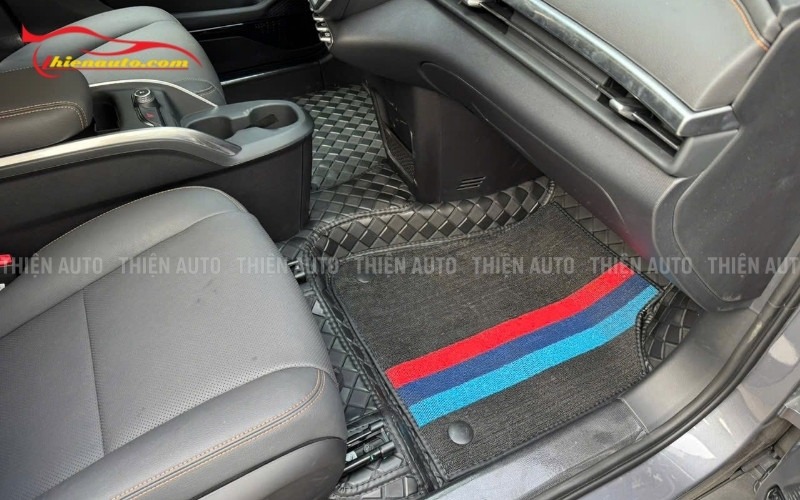 Thảm lót sàn Vinfast Limo Green Hình ảnh mẫu thảm lót sàn Vinfast Limo Green thực tế