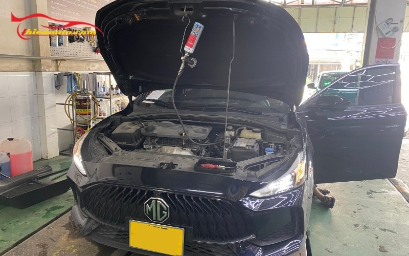 Vệ sinh kim phun buồng đốt ô tô loại bỏ cặn bẩn bám vào kim phun