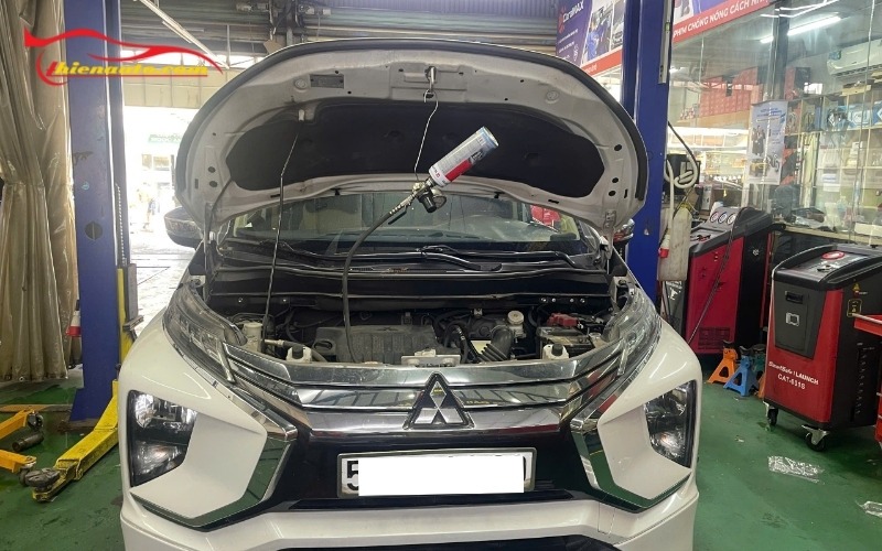 Hình ảnh thực tế vệ sinh kim phun xe ô tô tại Thiện Auto bằng máy tự động