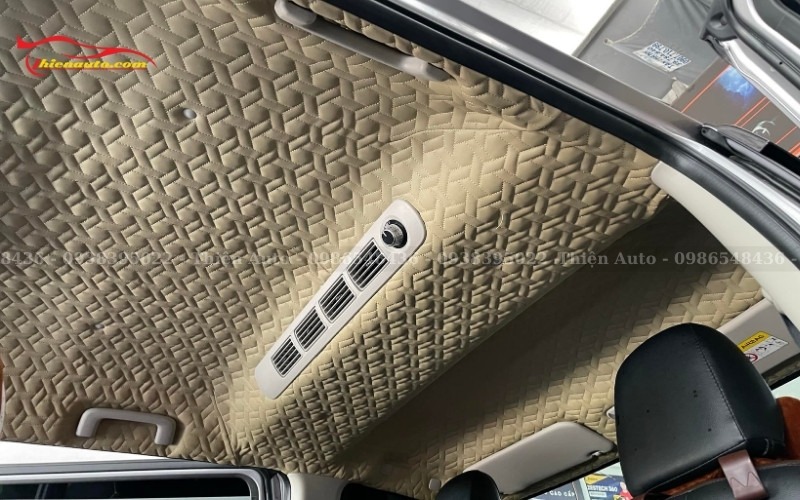 Tại Thiện Auto, bọc trần xe Xpander được may đo trực tiếp tại gara