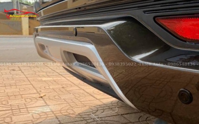 Cảm biến lùi Mitsubishi Xpander giúp cảnh báo âm thanh khi phát hiện vật cản trong vùng quét