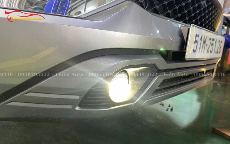 Đèn bi gầm Mitsubishi Xpander có khả năng phá sương siêu mạnh, phù hợp đi mọi thời tiết khắc nghiệt