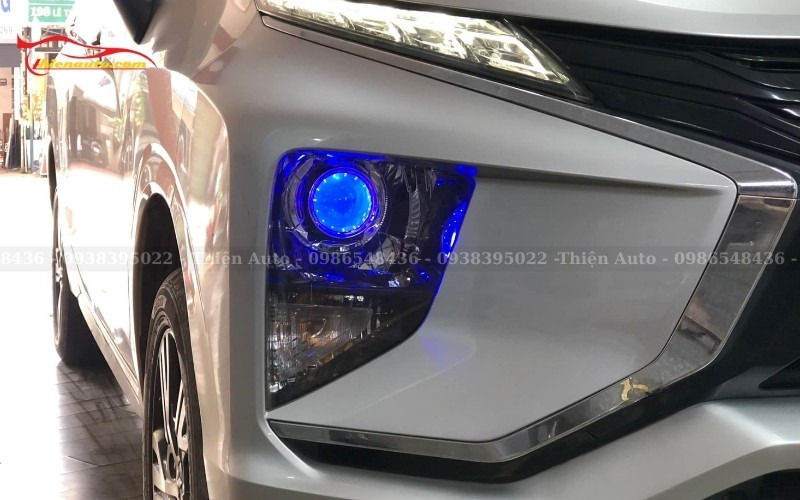 Mitsubishi Xpander độ bi LED X-Light V20 quốc dân