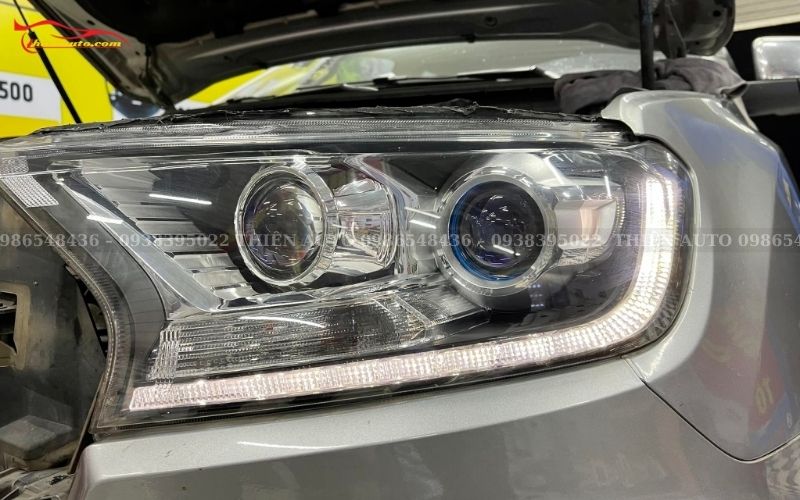 Độ đèn Ford Everest: Bi LED X-Light V30 Ultra
