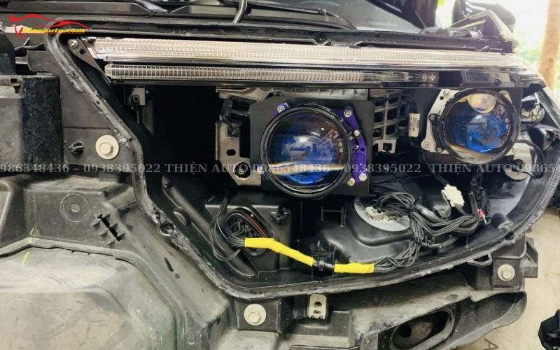 Độ đèn Ford Explorer 